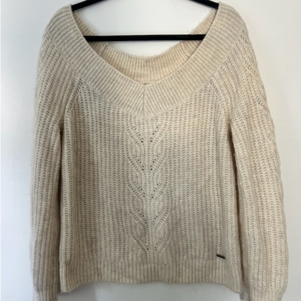 Abercrombie & Fitch Cream V-Neck Sweater